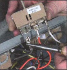 снятие проводов с переключателя