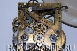 Как промыть и смазать старинные настенные часы